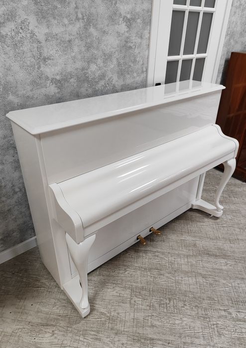 Пианино белое Rönisch