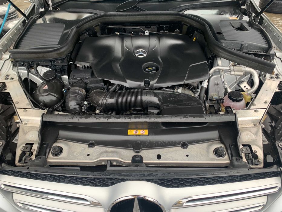 Dezmembrez mercedes glc 250 4-MATIC/haion glc/far glc/bara glc/stop/