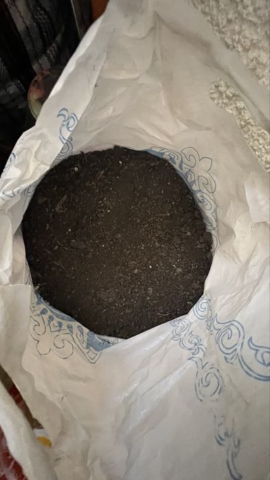 Продаются горшки и принадлежности