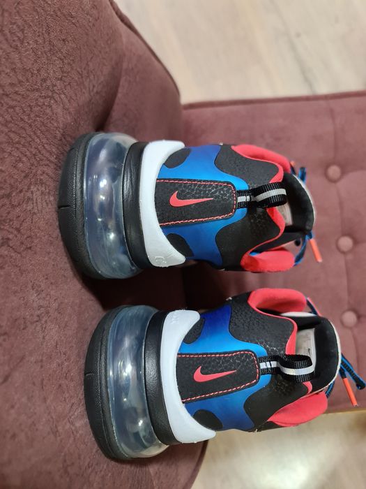 Adidași Nike Air Max 270 React low