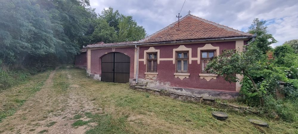 Casa 107 mp sat Cigmau -Geoagiu- teren 4437mp