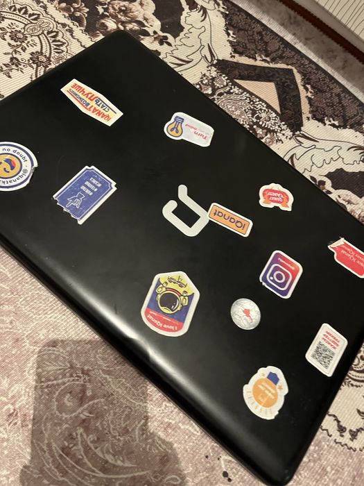 Ноутбук сатылады