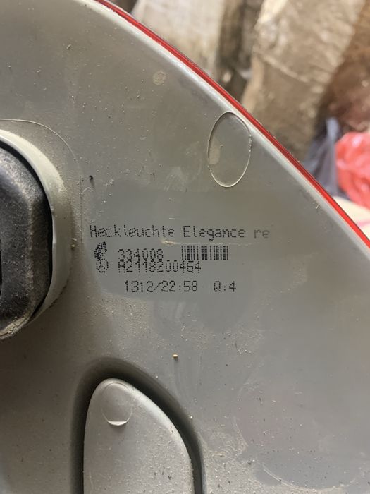 Фонарь задний w211