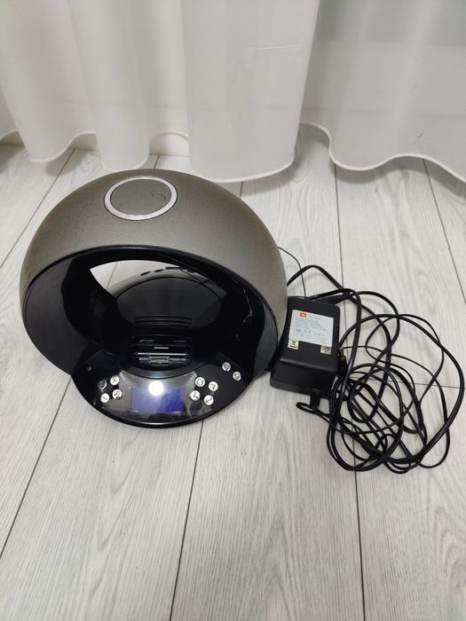 JBL One Time(prima generație)