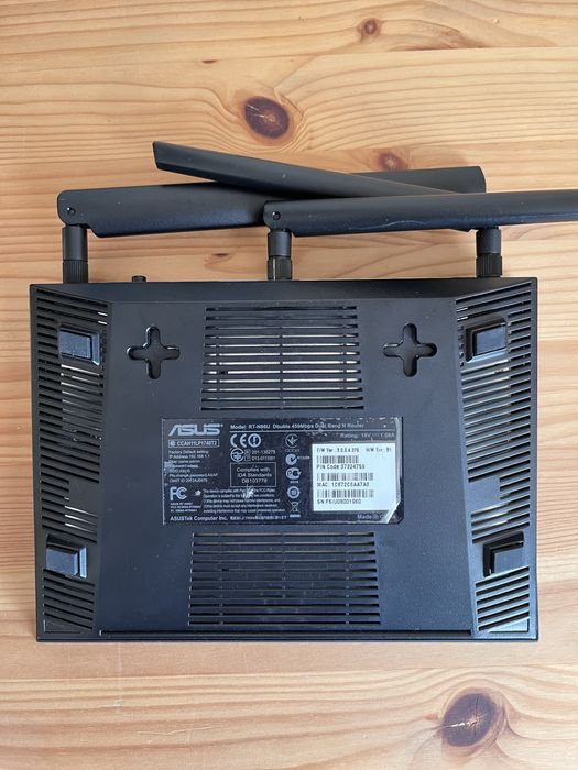 ASUS RT-N66U Router Wi-Fi Dual Band N900 Gigabit