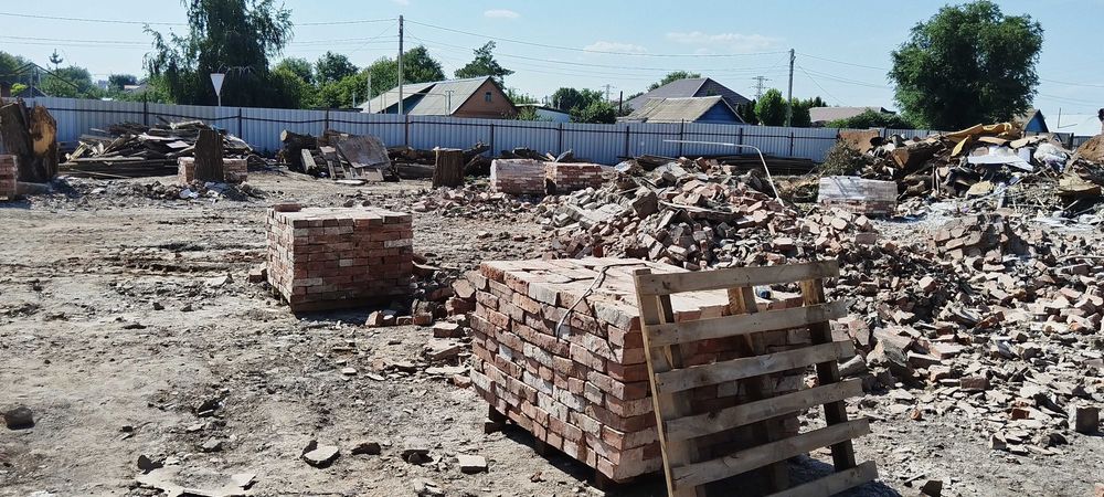 продам красный кирпич