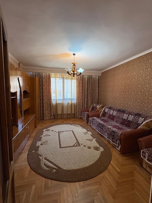 Casă de închiriat în zona Ioșia