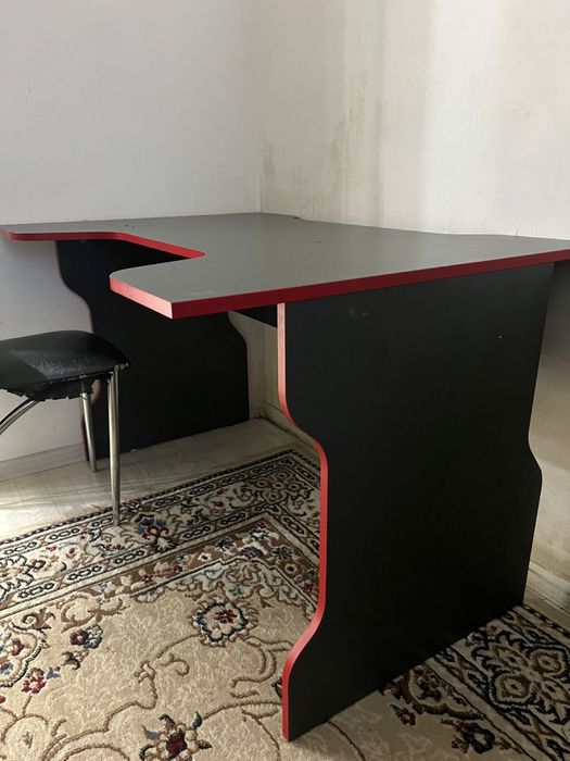 Компютерный стол