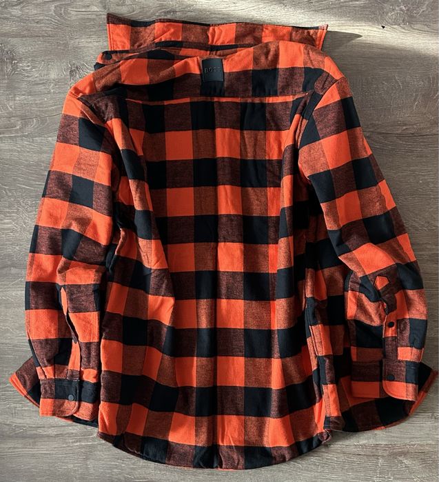 Карирано Яке Риза BOSS