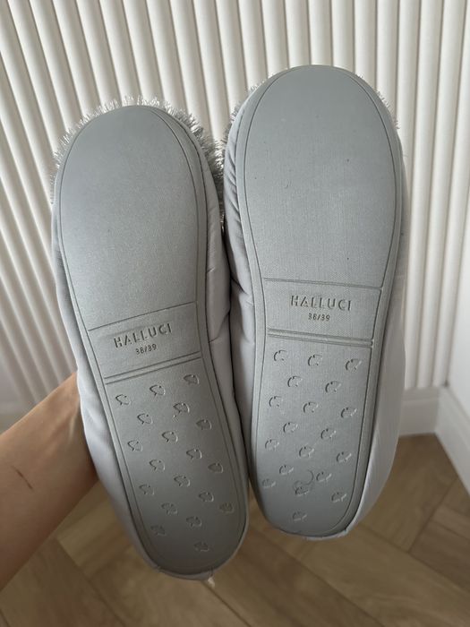 Продам женские тапочки
