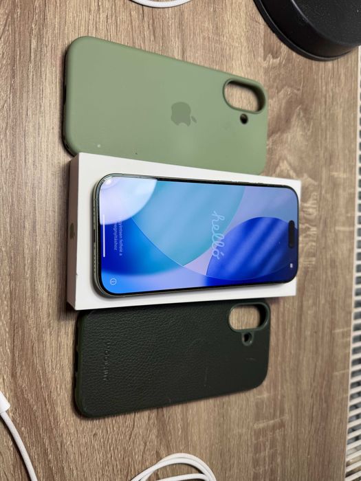 Vand Iphone 17 256GB verde Sage