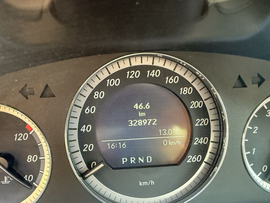 Mercedes C class w204 c200