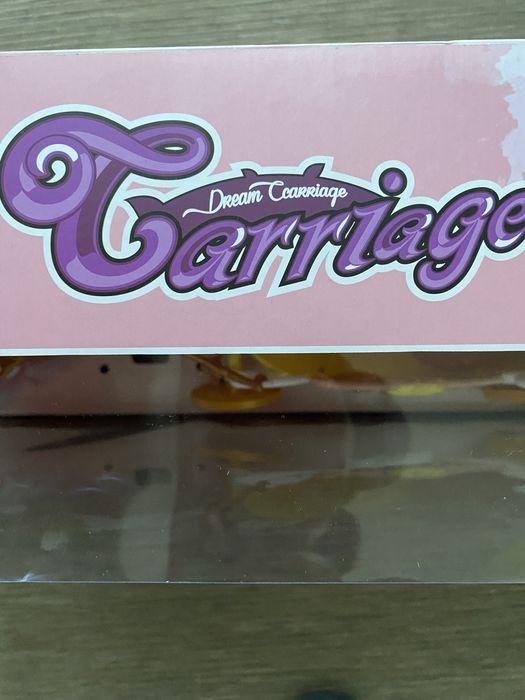 Set caleasca cu papusa