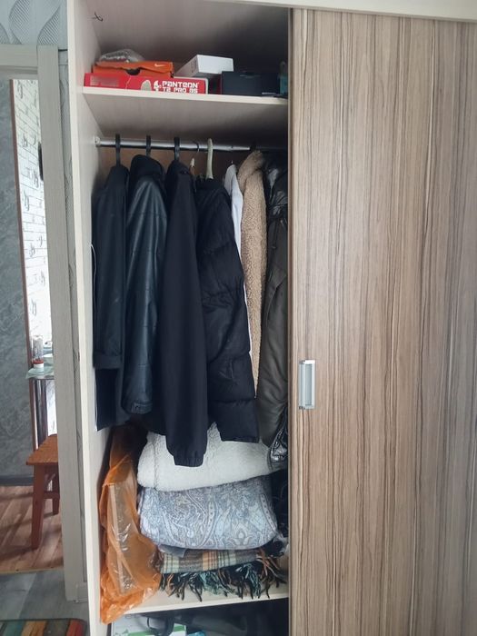 Продам шкаф купе
