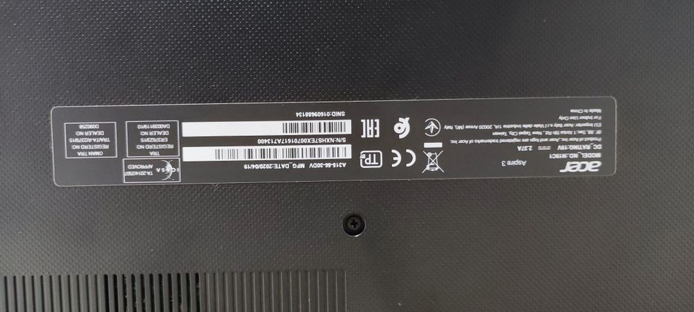 Vand Laptop Acer Aspire 3.  I3

Intel Core i3 10th Gen
8GB RAM DDR4
SS