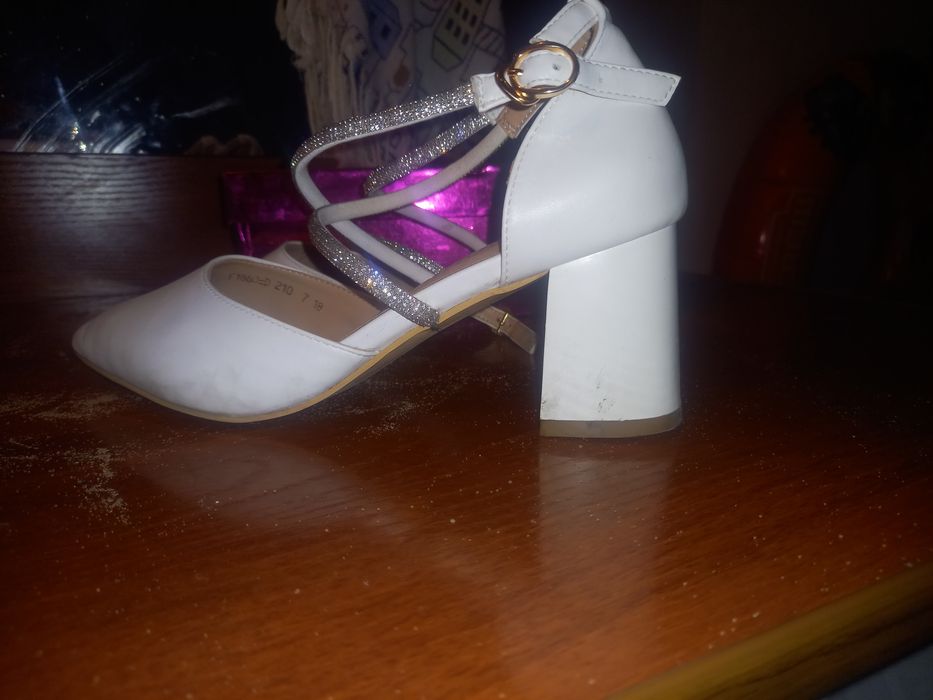 Туфли 37 размер , Новый