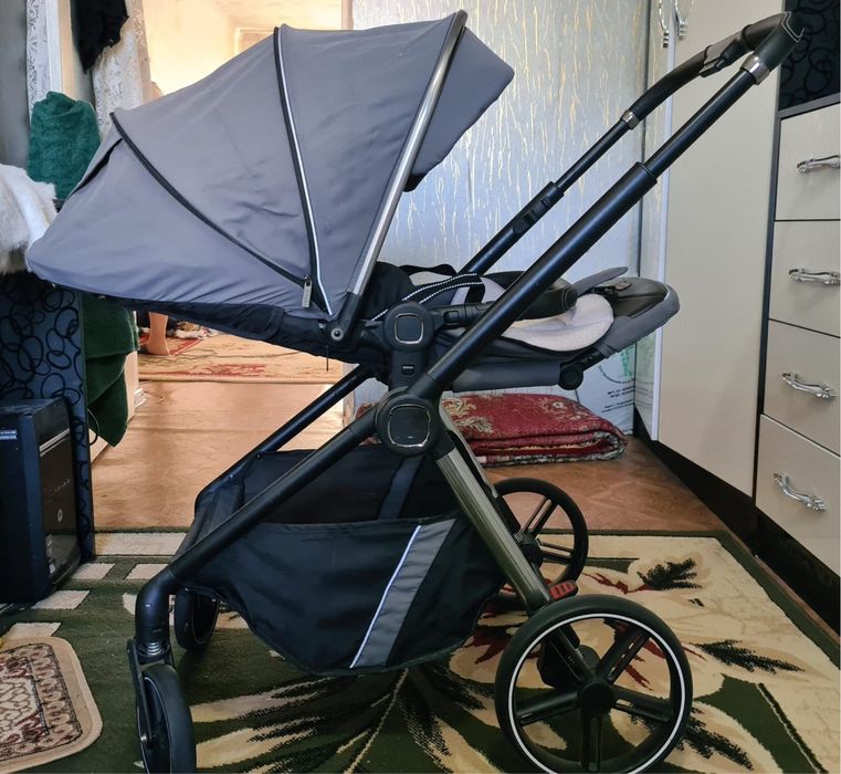 Продается коляска