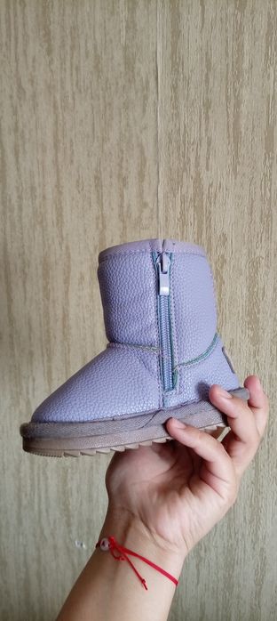 Продам сапоги для девочек