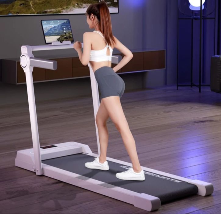 Домашна сгъваема бягаща пътека със стойка за таблет