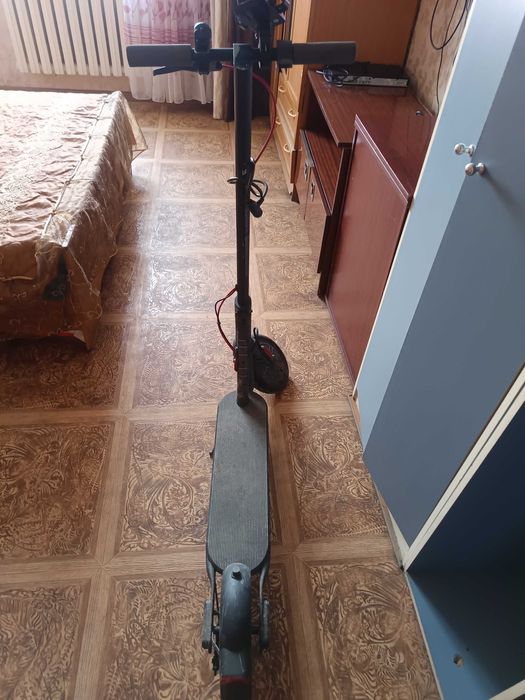Самокат Xiaomi Electric Scooter 4 litе