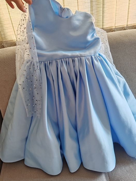 Обемна рокля за принцеса за 7-8 години