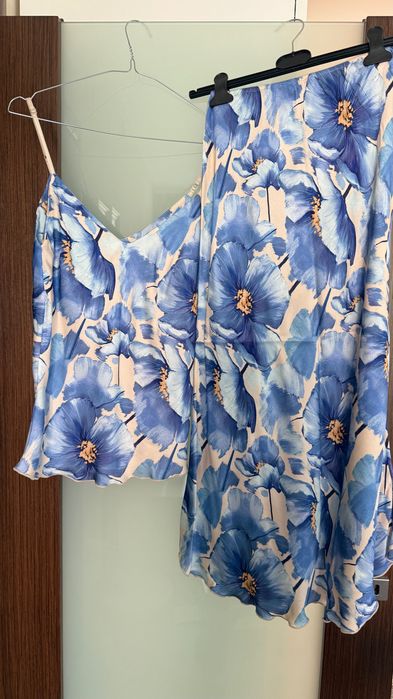 Дамски сет с цветя