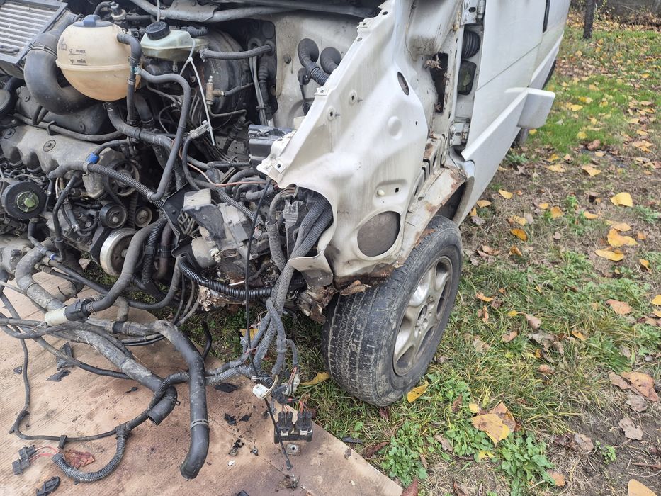 Vând sau schimb VW Transporter T4