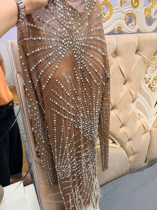 Reina рокля с камъни