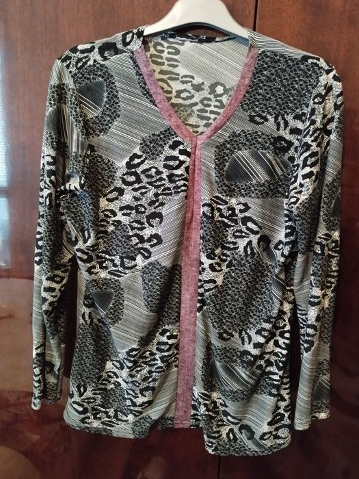 Дамски летни блузи