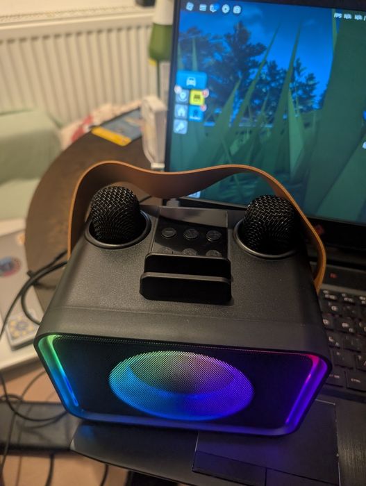Okazie ‼️Accesorii PC - Boxa portabila karaoke cu microfon! Baterie solară 26000mah !