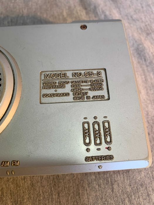 локмен с радио ,