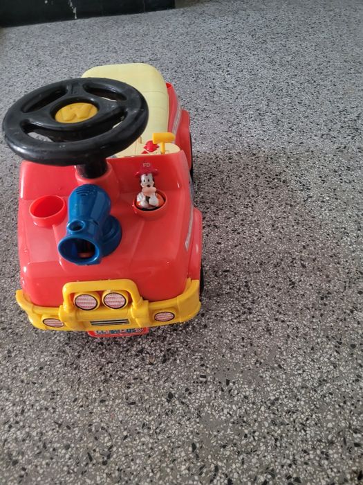 Кола за бутане с крачета