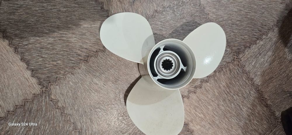 Редуктор  для лодочный мотора