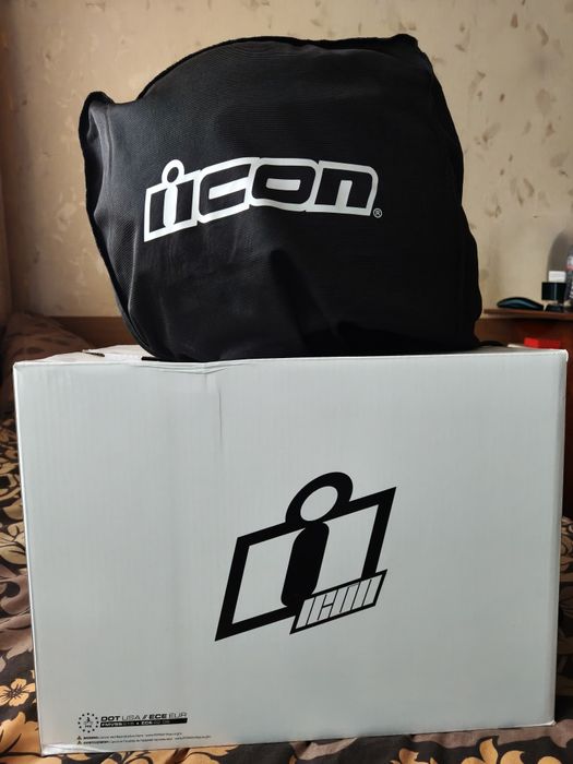 Каска за мотор Icon Airform Manik'rr