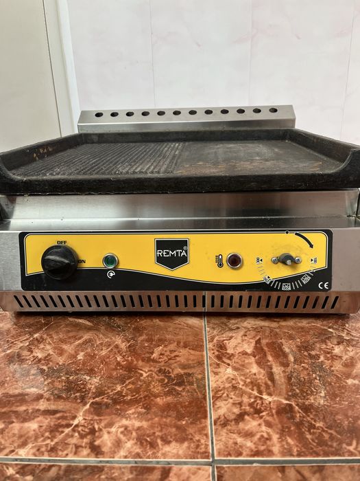 Продам гриль аппарат