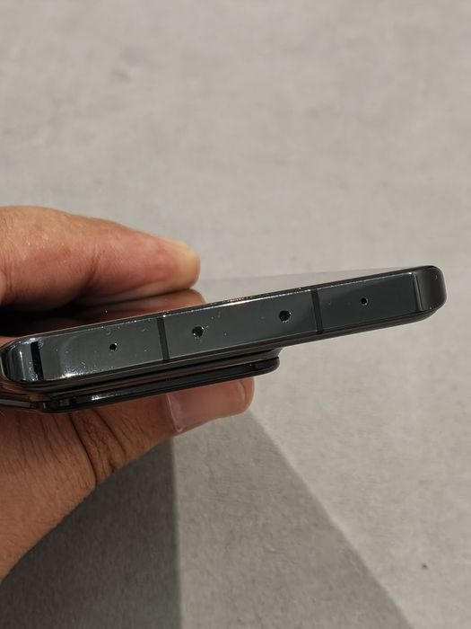 Продам Xiaomi 13 Pro 12/512