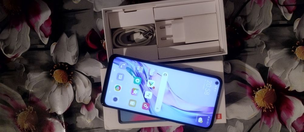 Продам телефон Redmi Not 9