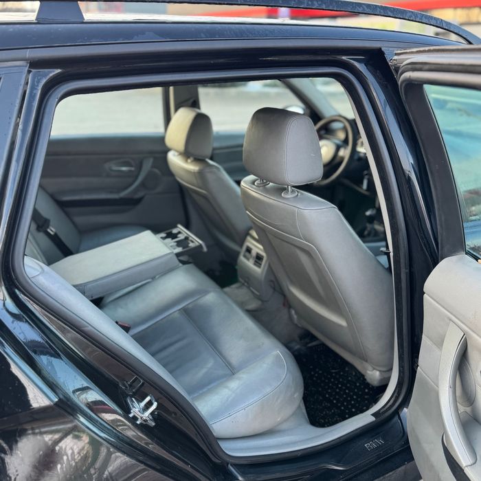 Vand bmw seria 3 320d
