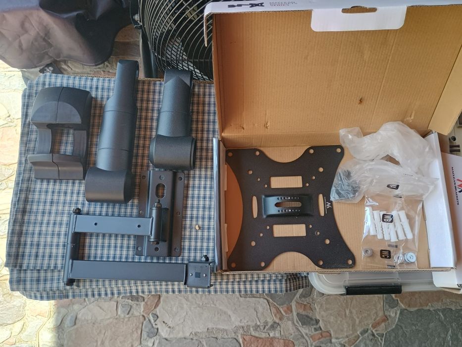 Suport TV / Monitor de Perete Reglabil Maclean Brackets MC-503 (23" - 42")