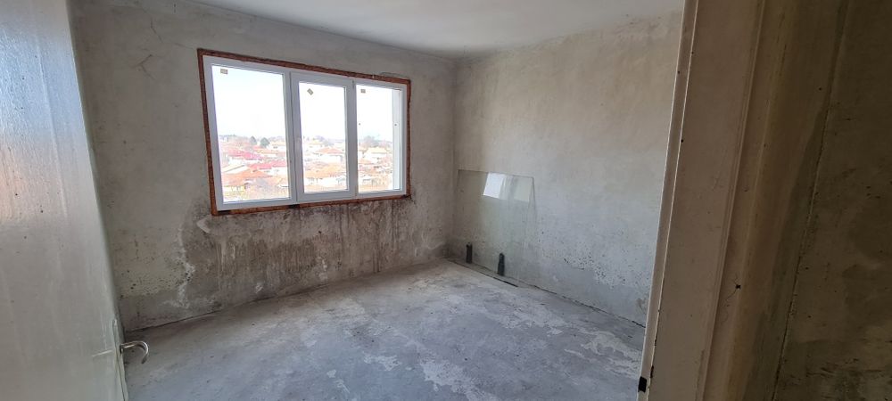 Продава се Тристаен апартамент в с. Калипетрово, Област Силистра - 85 кв.м за 522 €/кв.м - Снимка #8