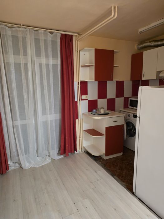 Garsoniera de închiriat/ 200Euro