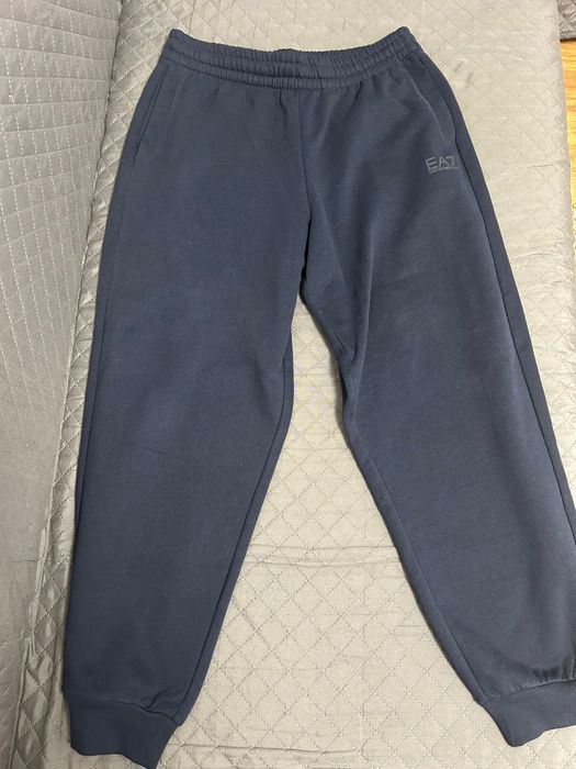 Pantaloni de trening EA7