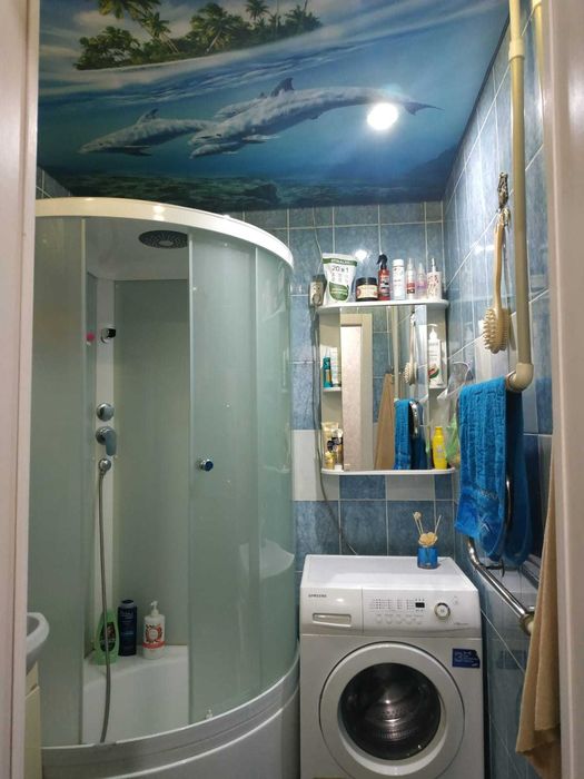 Продам 3х комн.кв.С ремонтом, частично меблирована