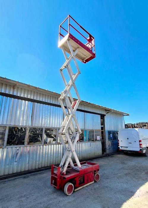 Inchiriez Camion cu Macara HIAB. Moto Stivuitor. Generator 380V.Nacela