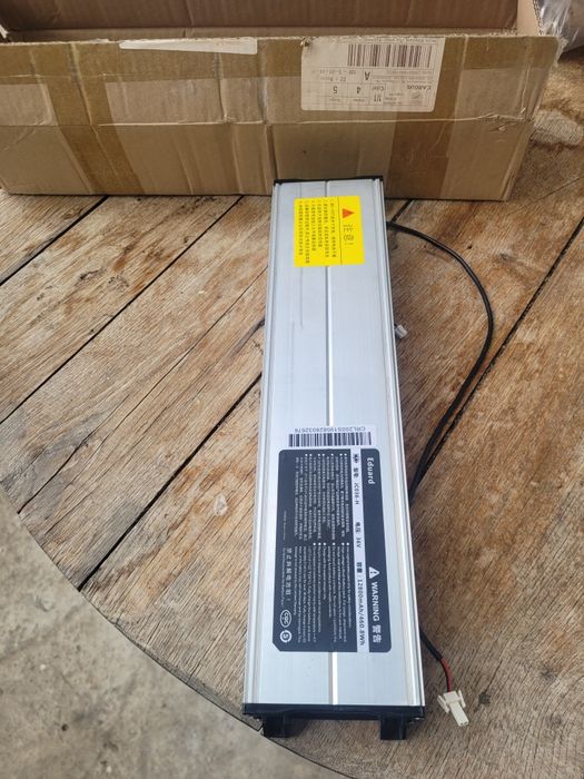 Vând baterie nouă pentru Xiaomi Pro 2 – cadou trotineta!