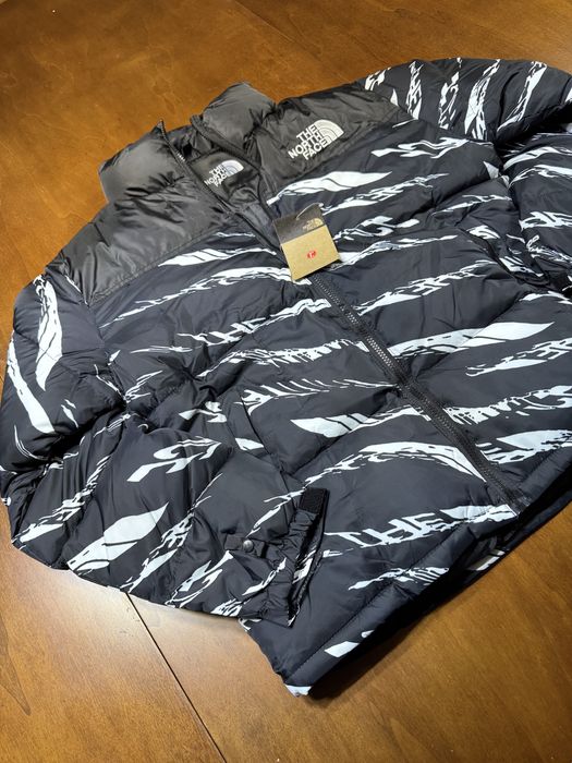 Geaca The North Face M//L//XL /XXL noua/new