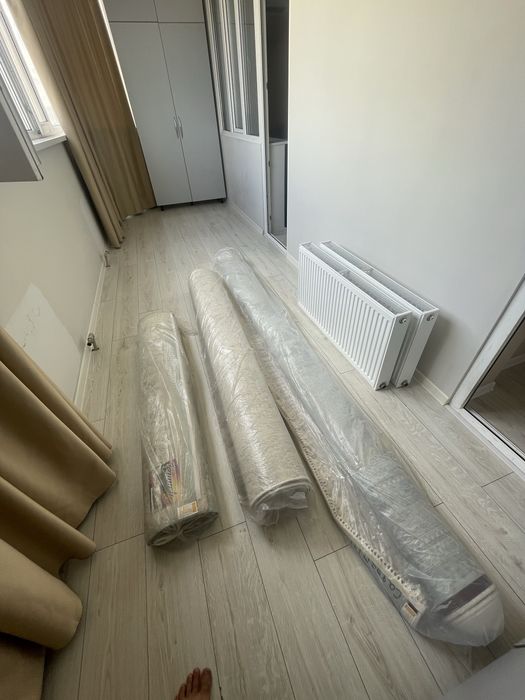Продам ковры состояние новые
