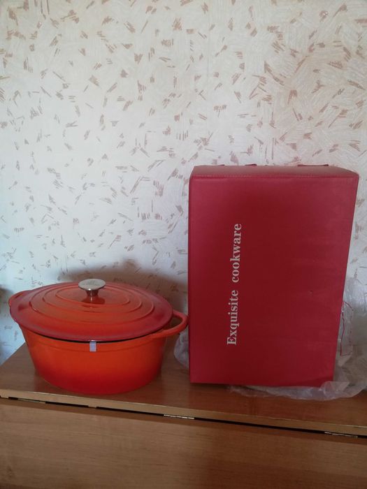 Казан чугунный гусятница