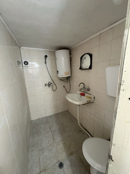 Дава се под наем  в Русе, Централен южен район - 22 кв.м за 119.34 € - Снимка #1