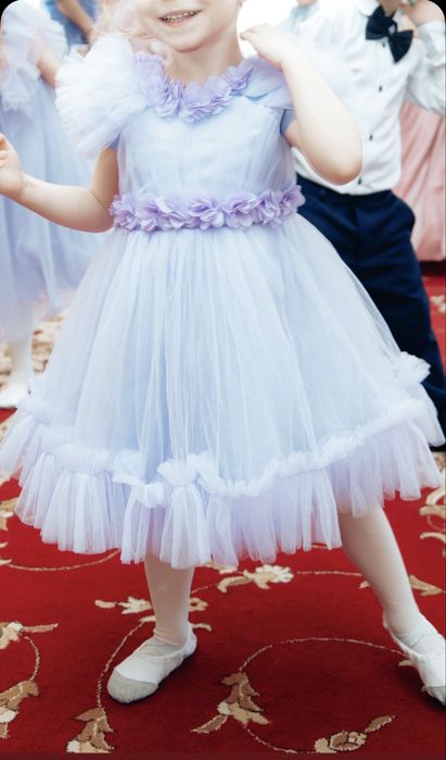 Продам платье на девочку